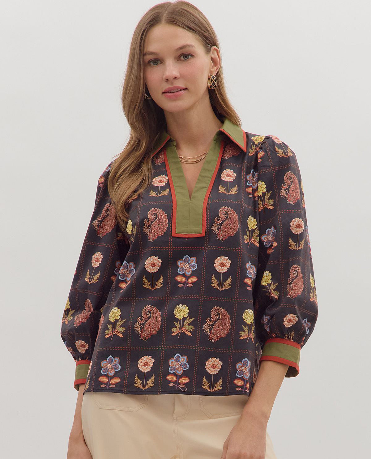 Entro Print Top with Solid Contrast