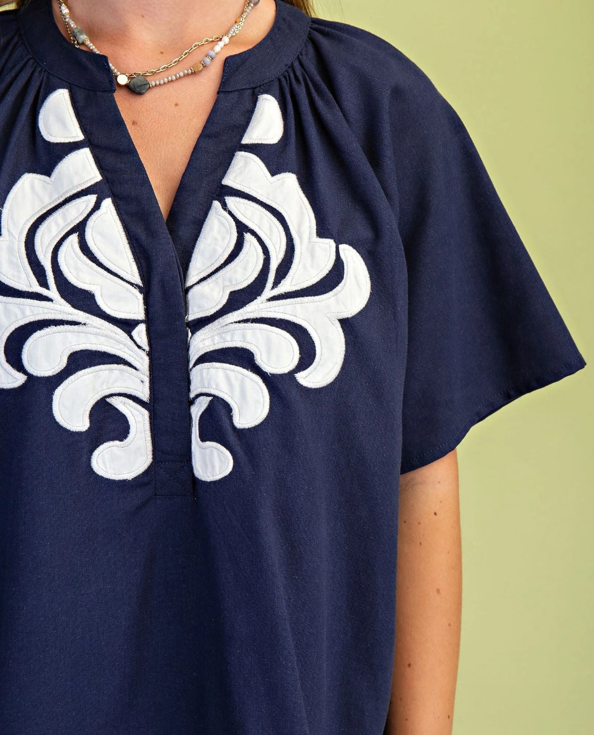 Gigio Linen Dress with Embroidery