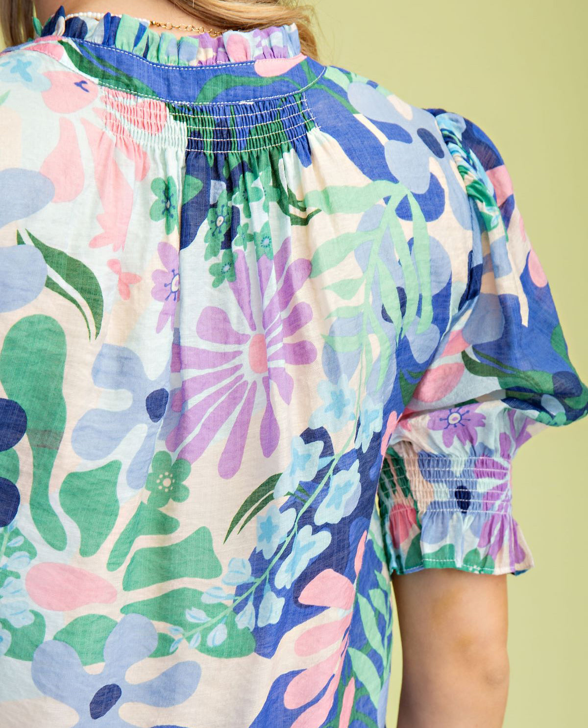 Gigio Floral Blouse with Puff Sleeves