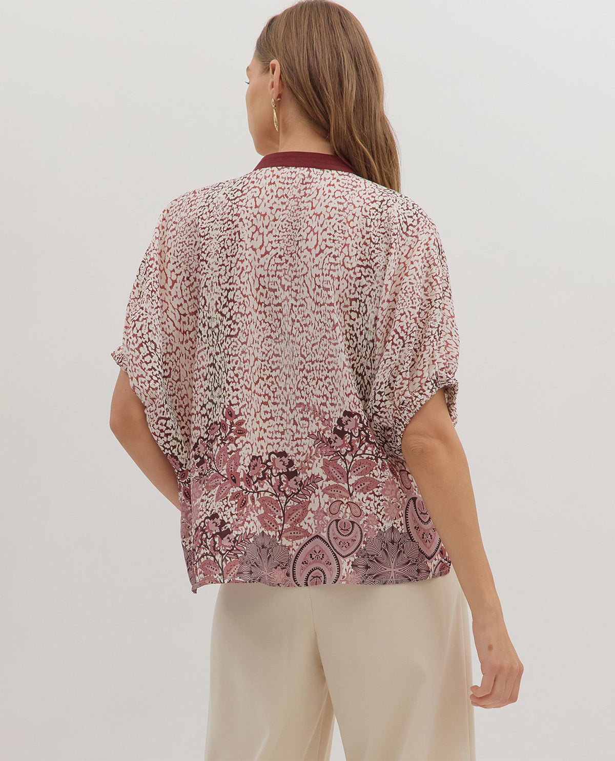 Entro Print Top with U-Neck