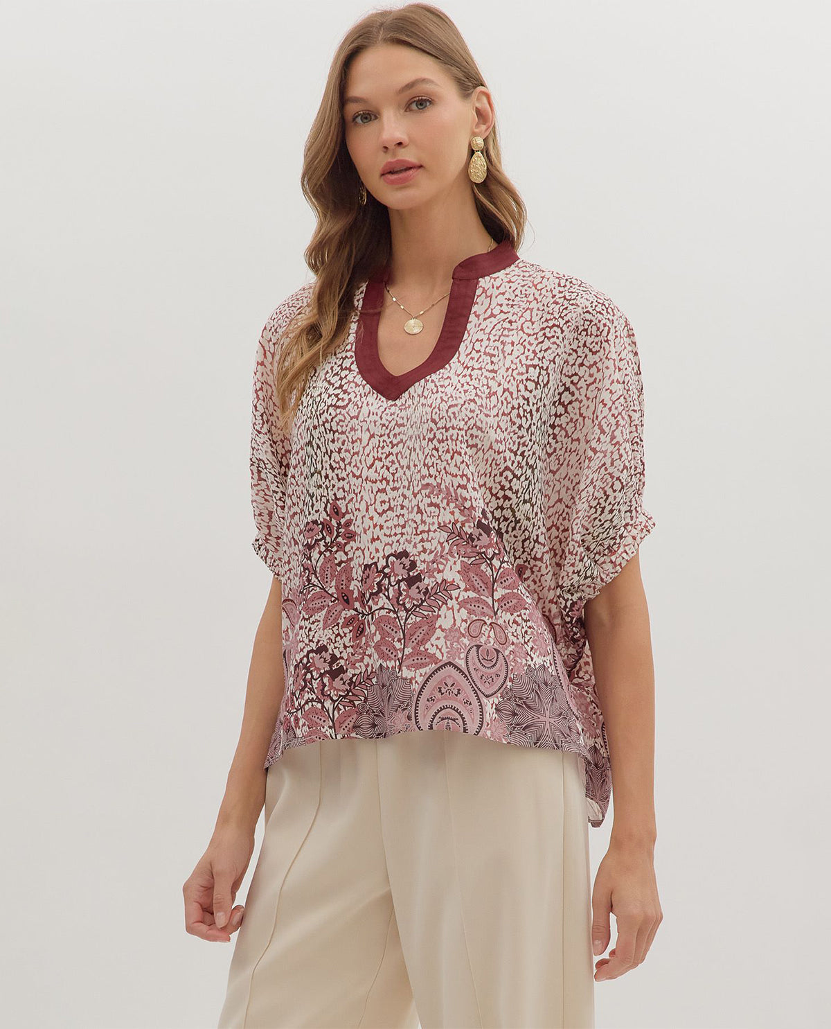 Entro Print Top with U-Neck