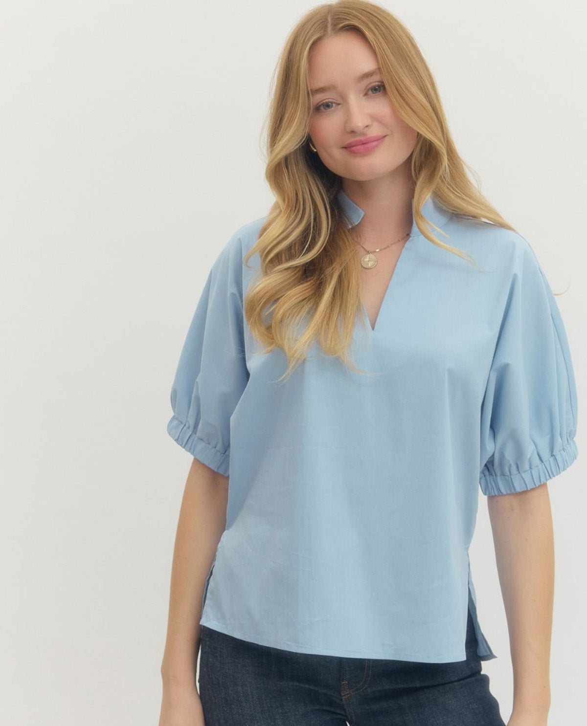 Entro Solid V-Neck Puff Sleeve Top