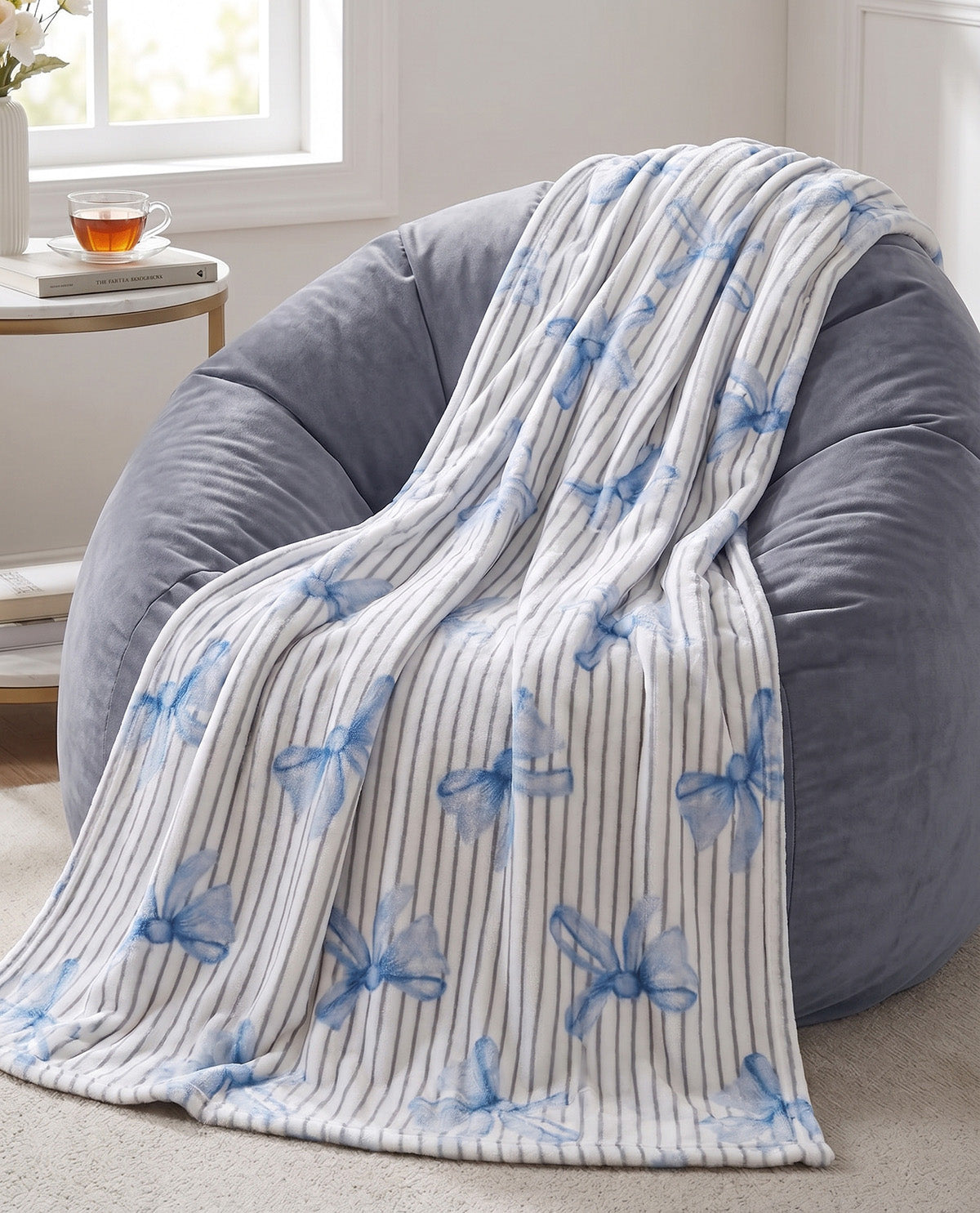 Lugano Blue Bows Throw