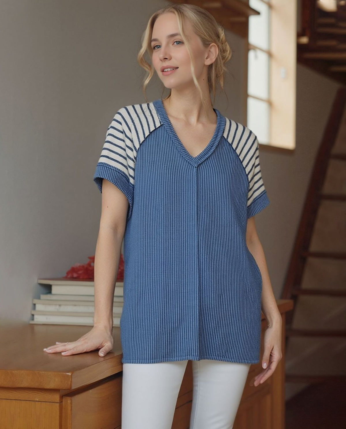 Heimish V-neck with stripe Short Sleeves Top