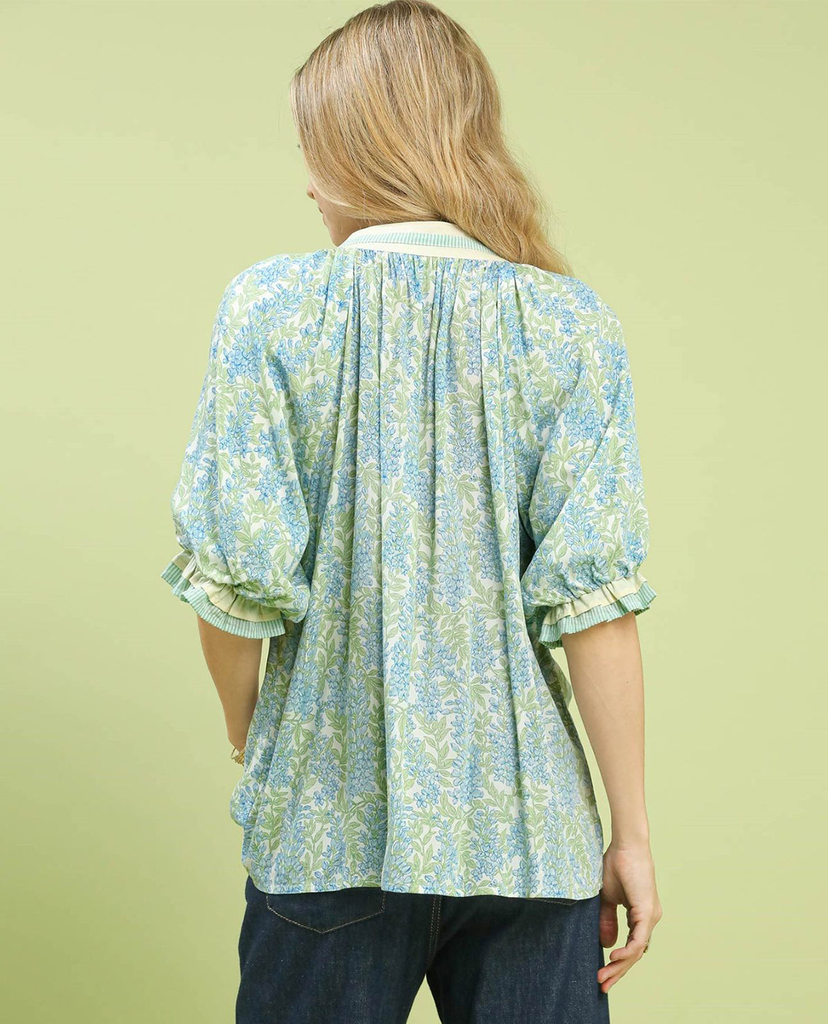 Spring Brust Print V-neck Collared Top