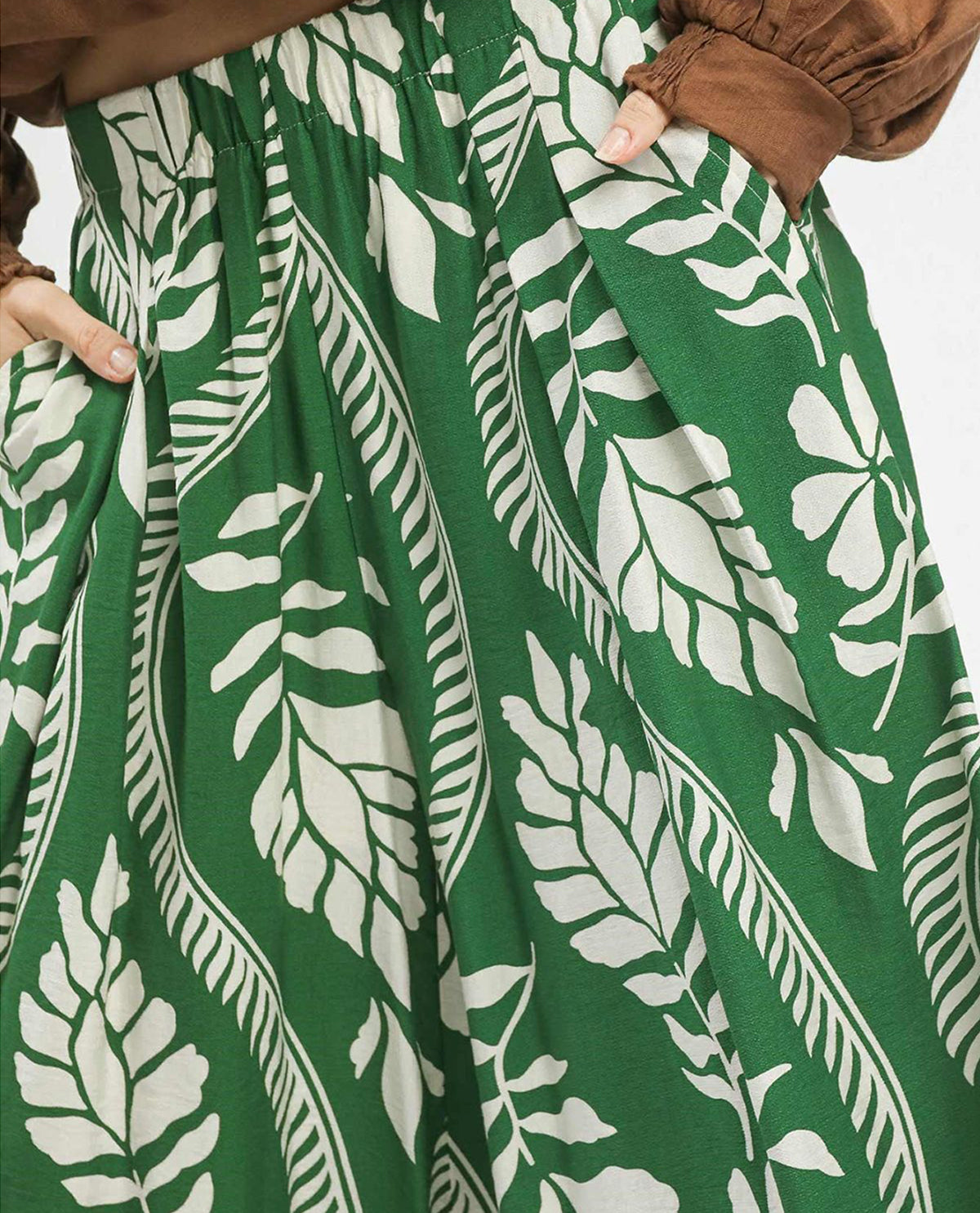 Tropical Leaf Print Wide Leg Pants