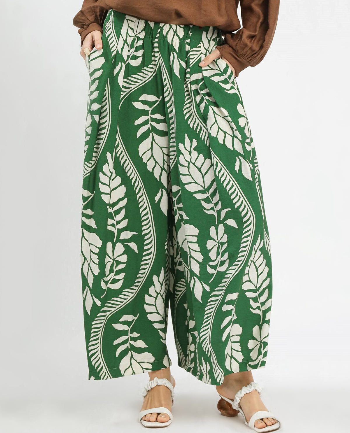 Tropical Leaf Print Wide Leg Pants