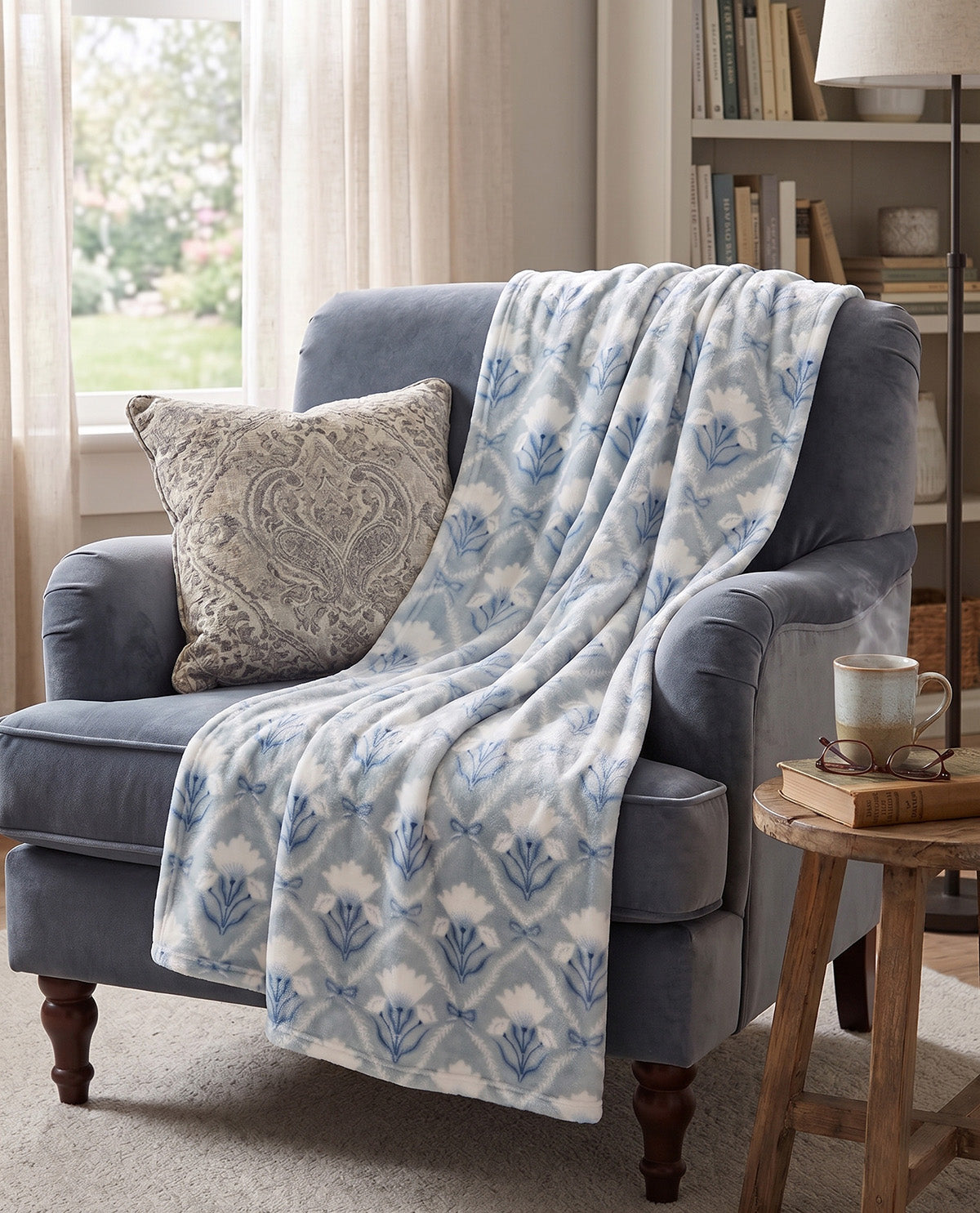 Madelaine Blue Throw