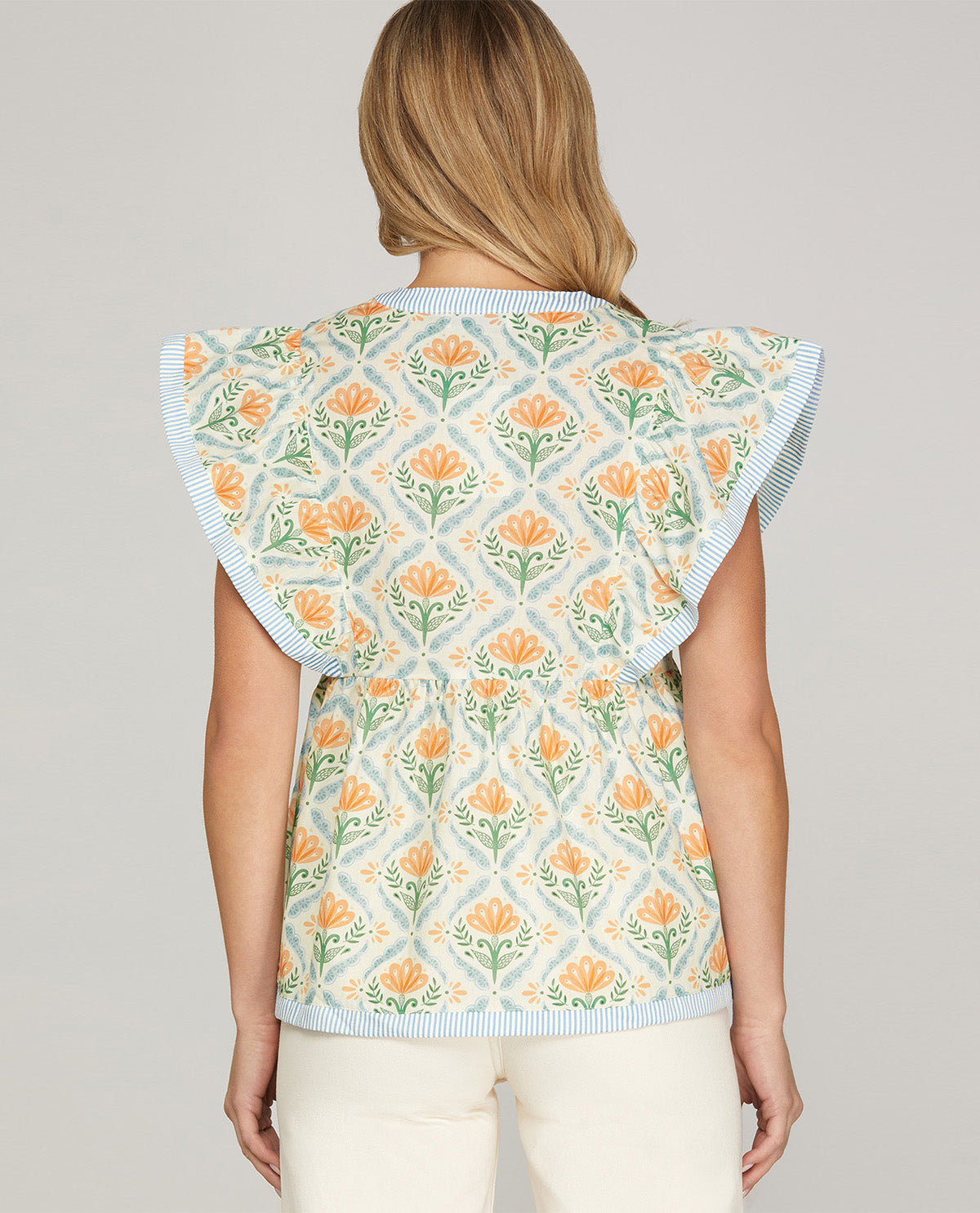 She and Sky Ruffle Sleeve Print Top