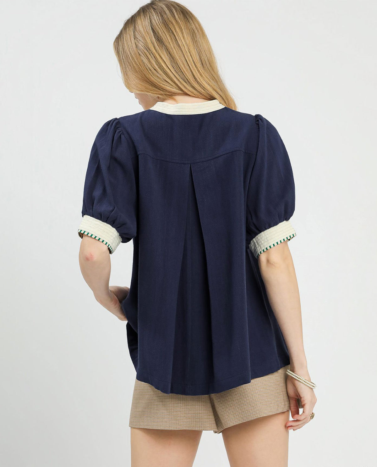Umgee Linen Blend Solid Contrast Trim Top