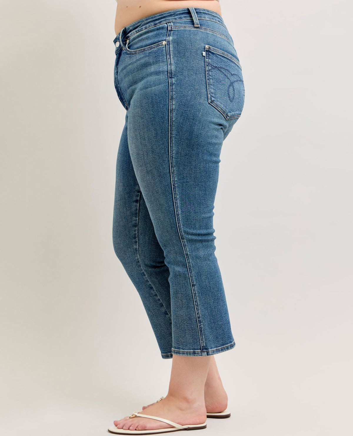 Judy Blue High Waist Tummy Control Kick Flare Jenas