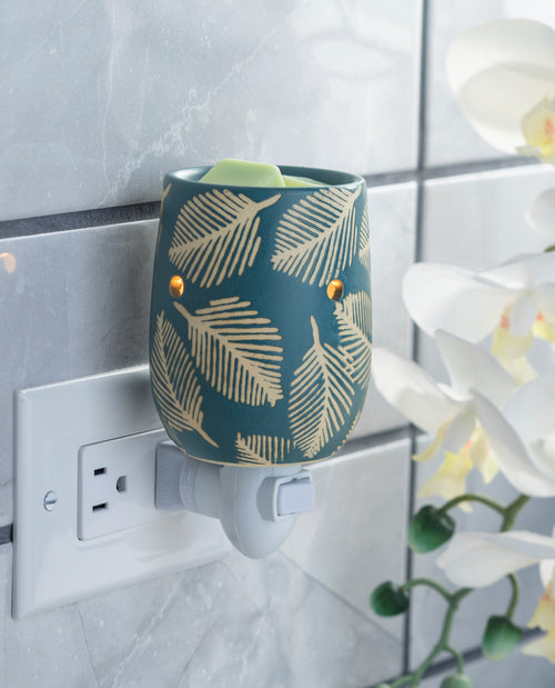 Pressed Leaf Pluggable Fragrance Warmer