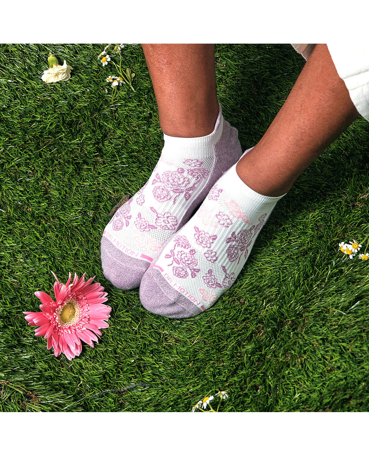 Dr. Motion 2 Pack Butterfly Toile Ankle Compression Socks
