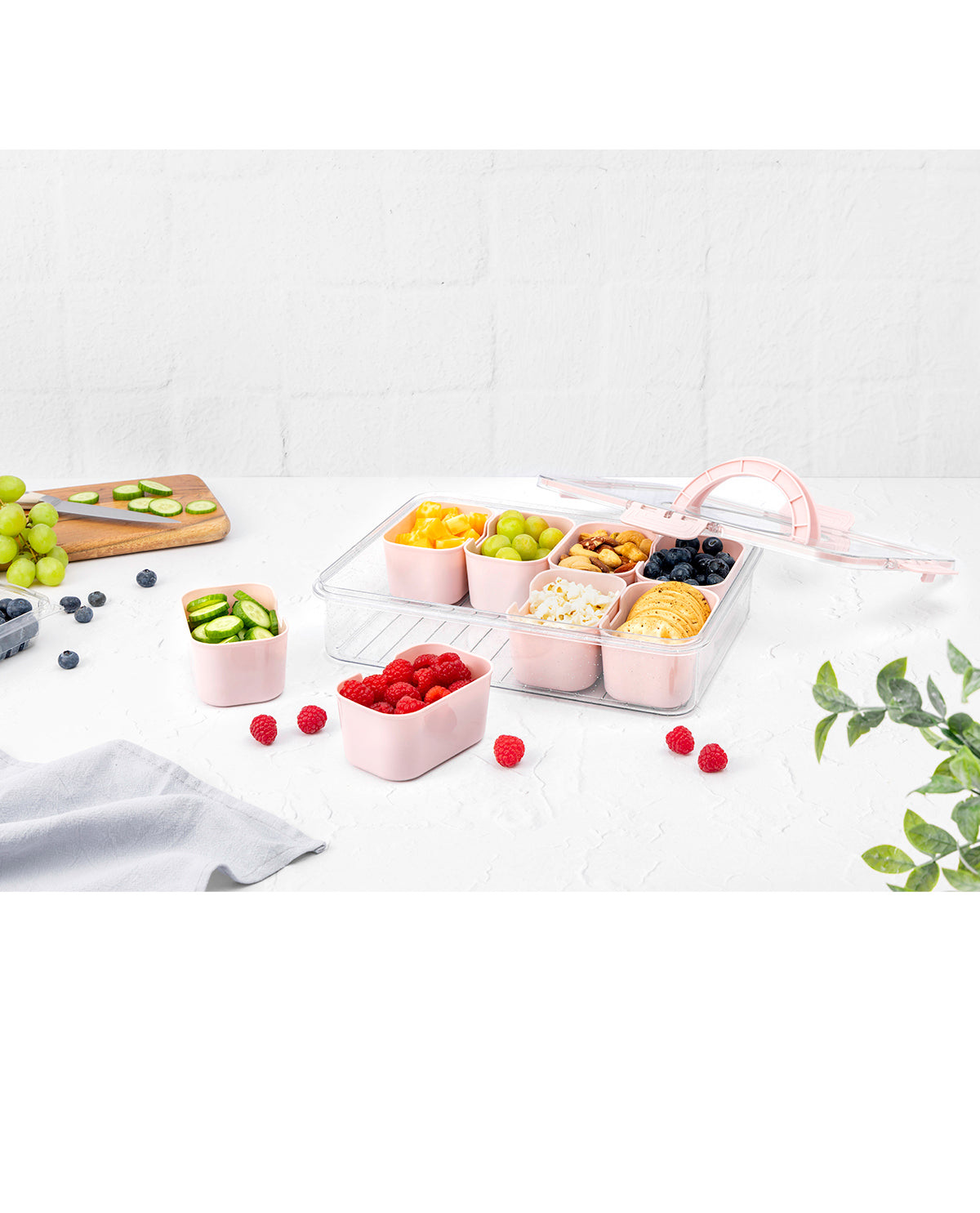 9 Section Glitter Handled Snackle Crepe