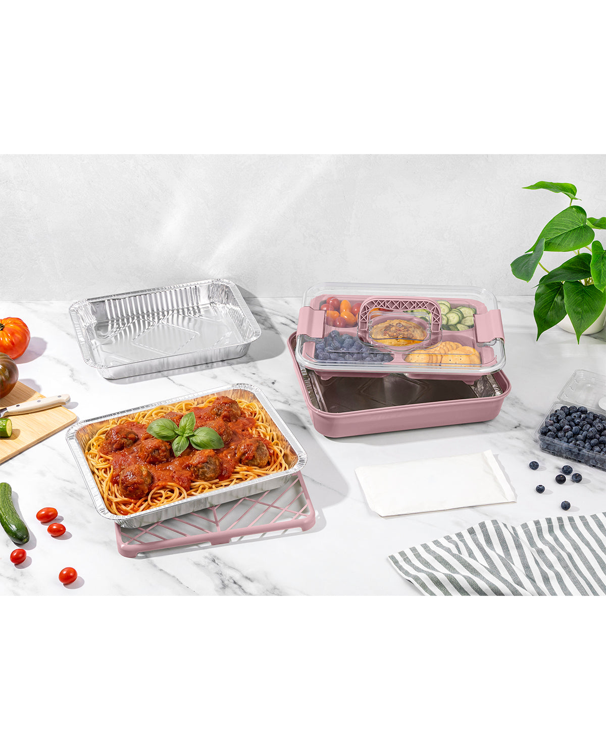8 Piece Food Storage Serve Set Pink Heart