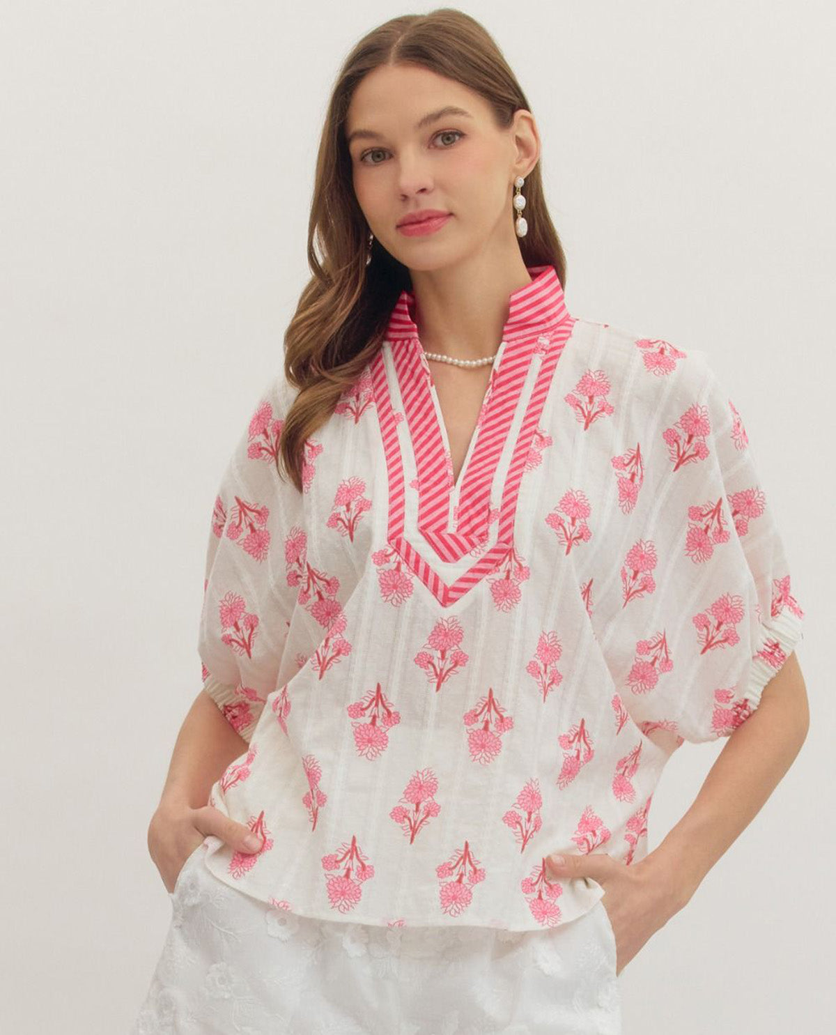 Entro Print Top With V-Neck Contrast Trim Pink