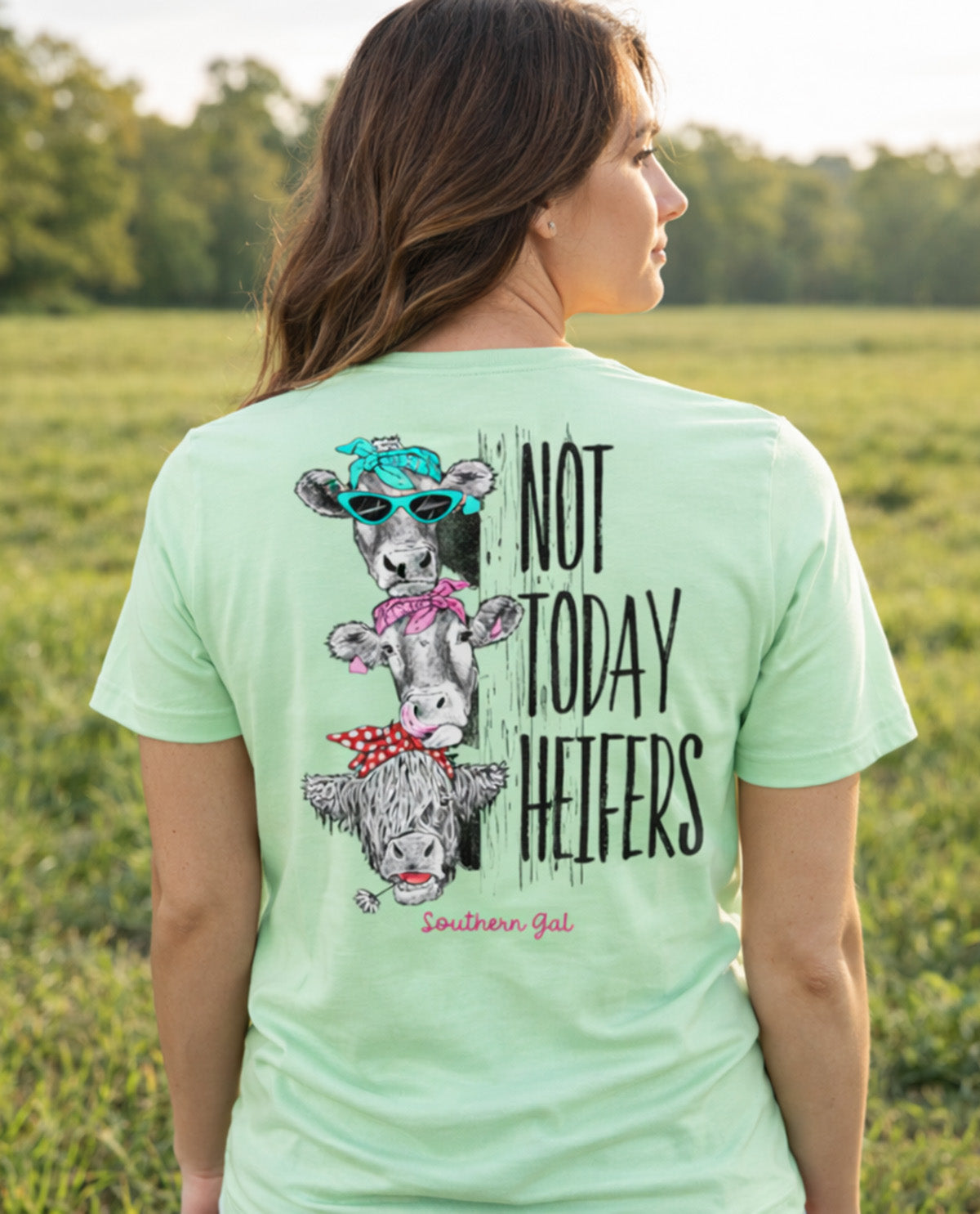 Southern Gal Heifers Short Sleeve Screen Tee