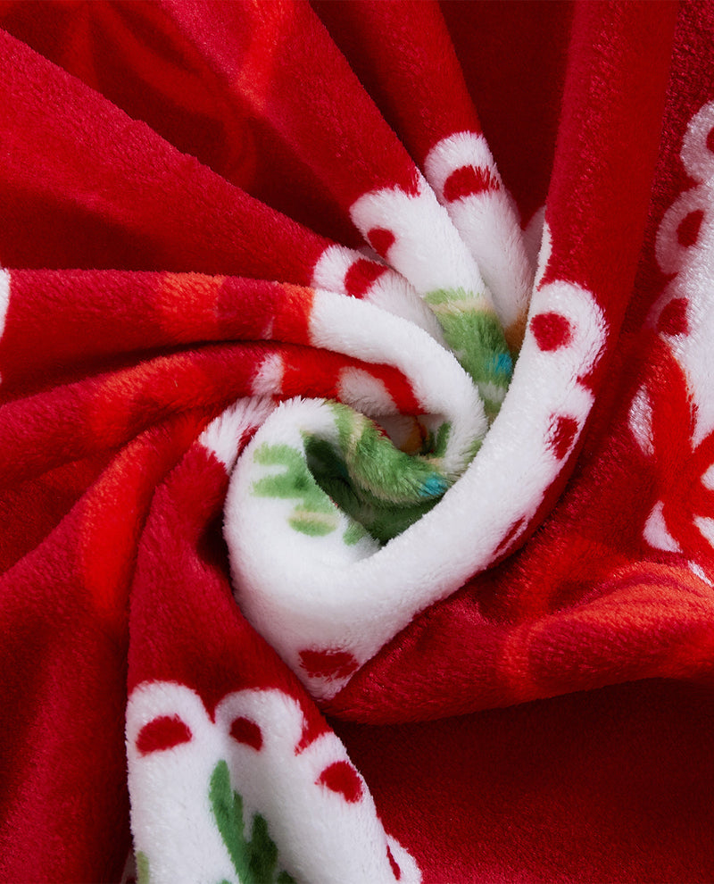 Tis The Season To Be Cozy Holiday Doilies Plush Throw