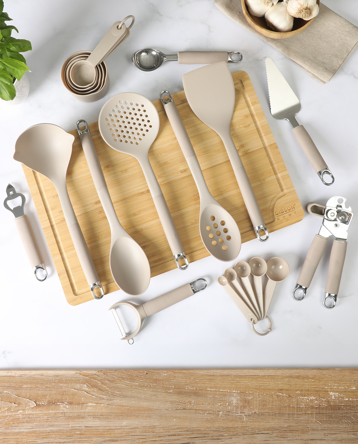 20pc Gadget & Kitchen Tools