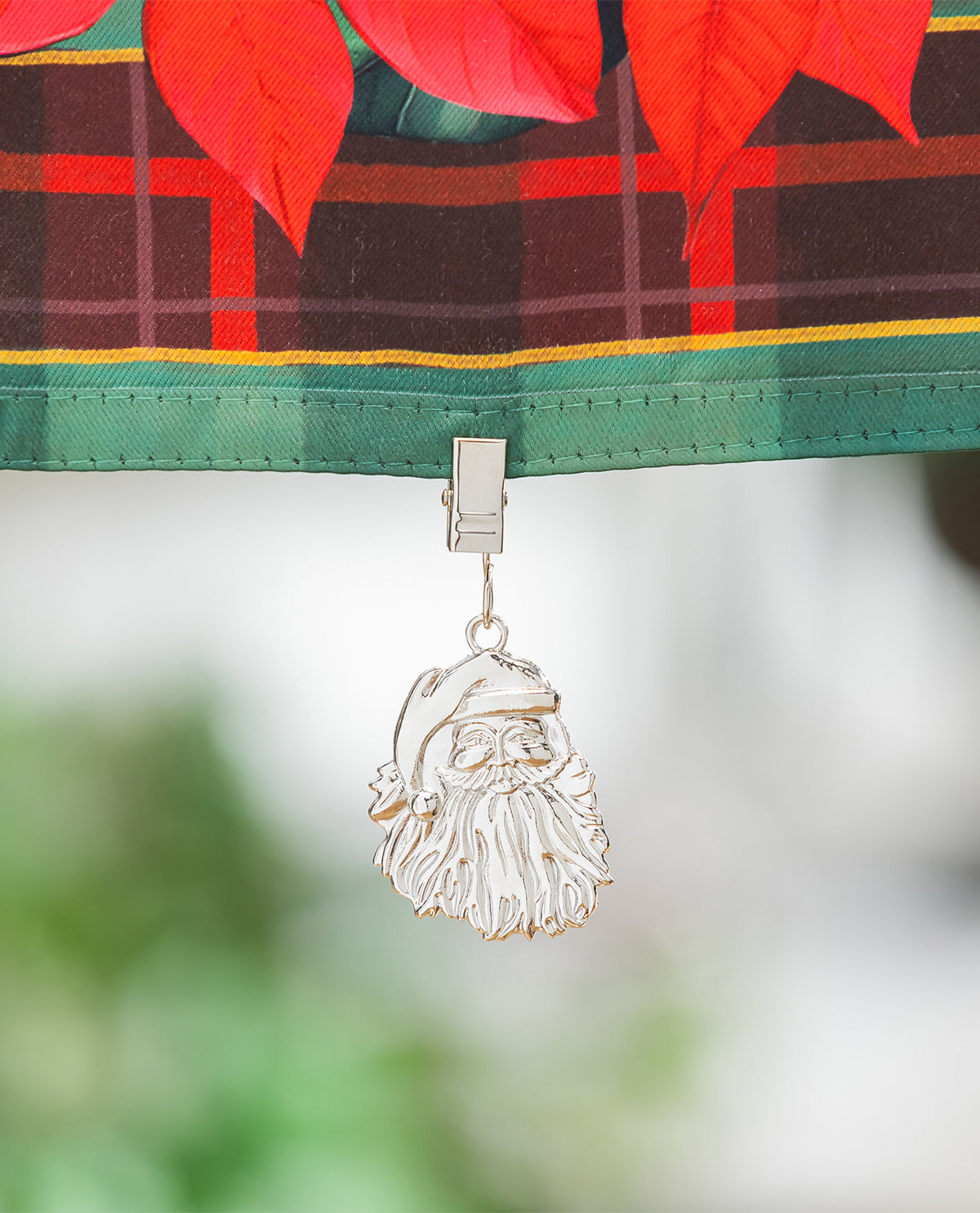 Evergreen Metal Santa Flag Clip