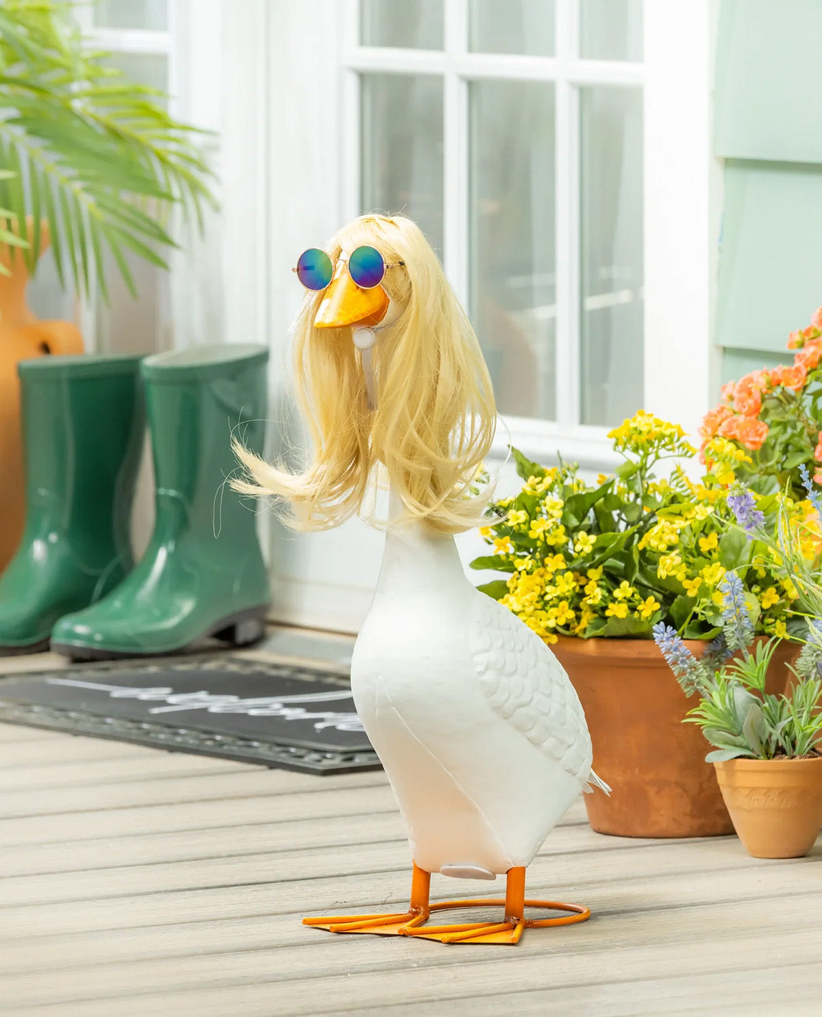Evergreen Porch Goose Wig & Glasses Accessory Set