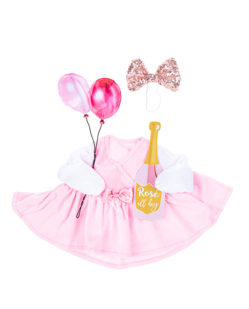 Evergreen Porch Goose Rose All Day Outfit