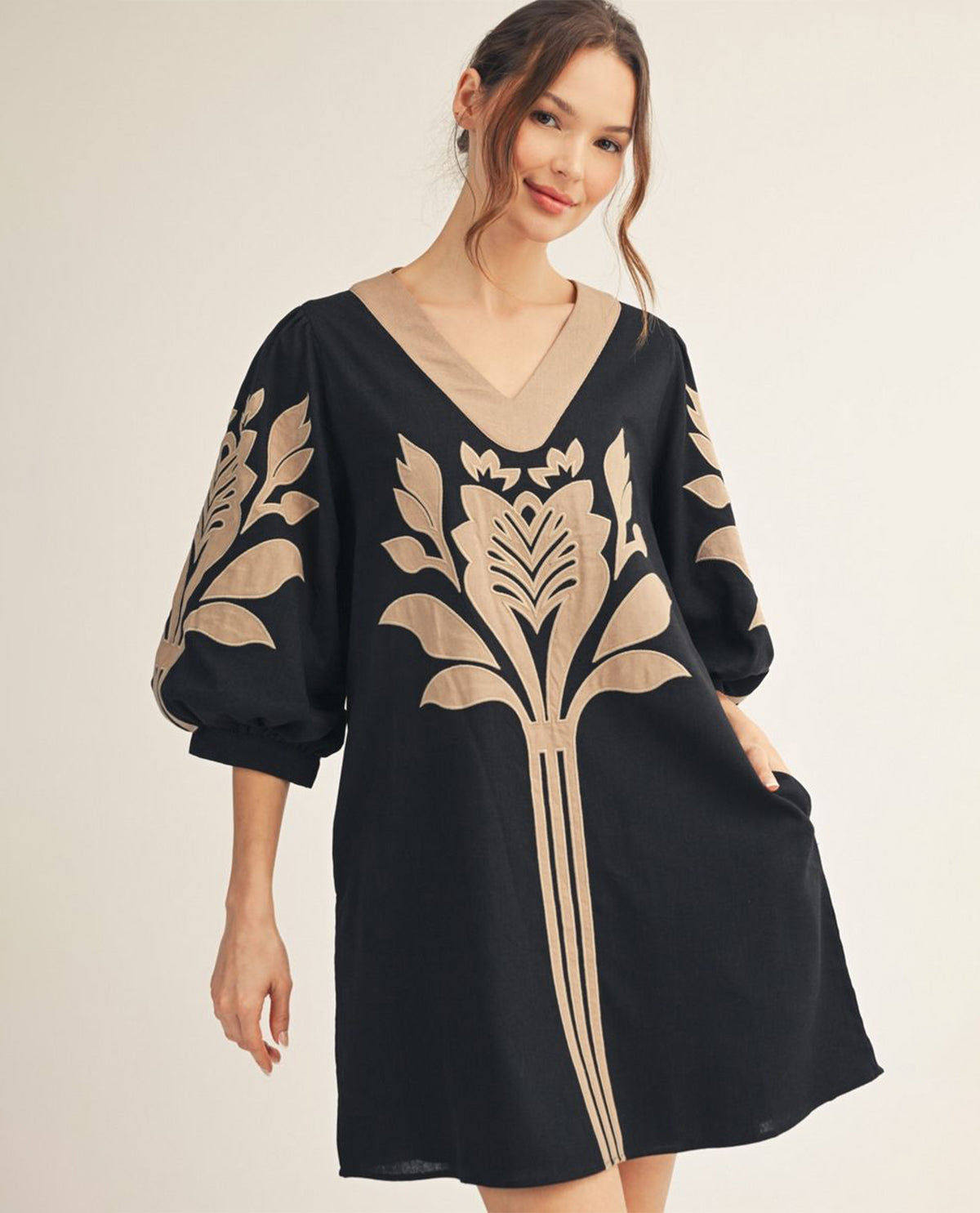 Jodifl V-Neck Dress With Bold Print Black