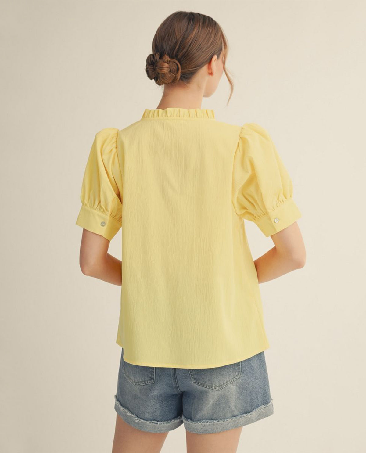 Jodifl Solid Crinkle Top With Puff Sleeves