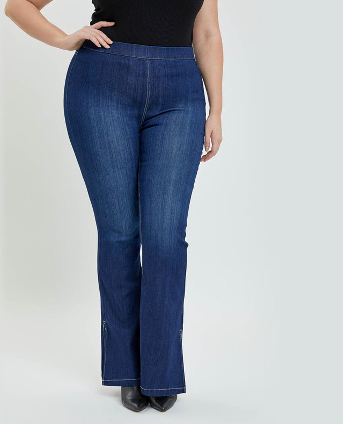 Cello PLUS Mid Rise Pull On Flare Jeans