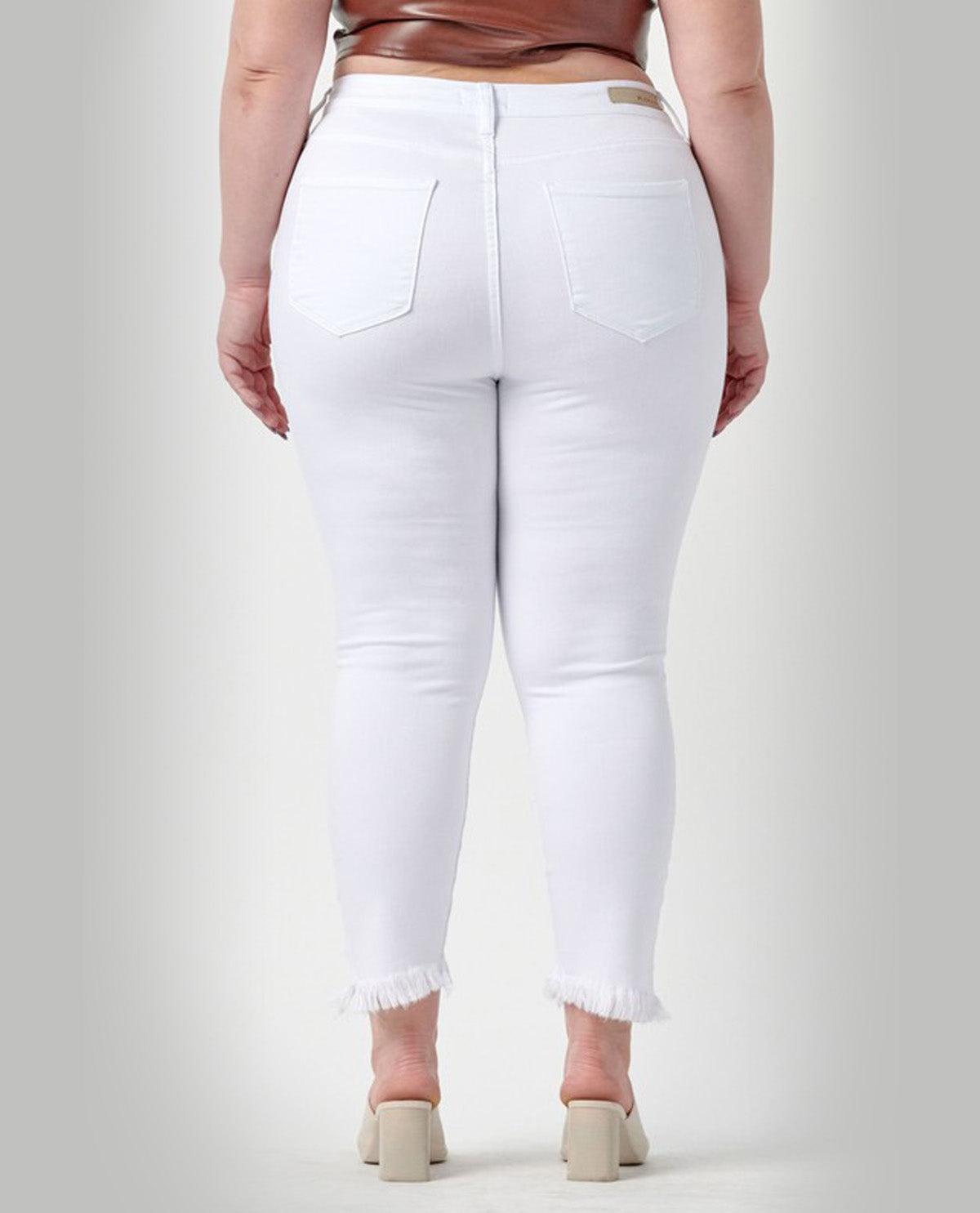 Cello PLUS Mid Rise Crop Skinny Jeans