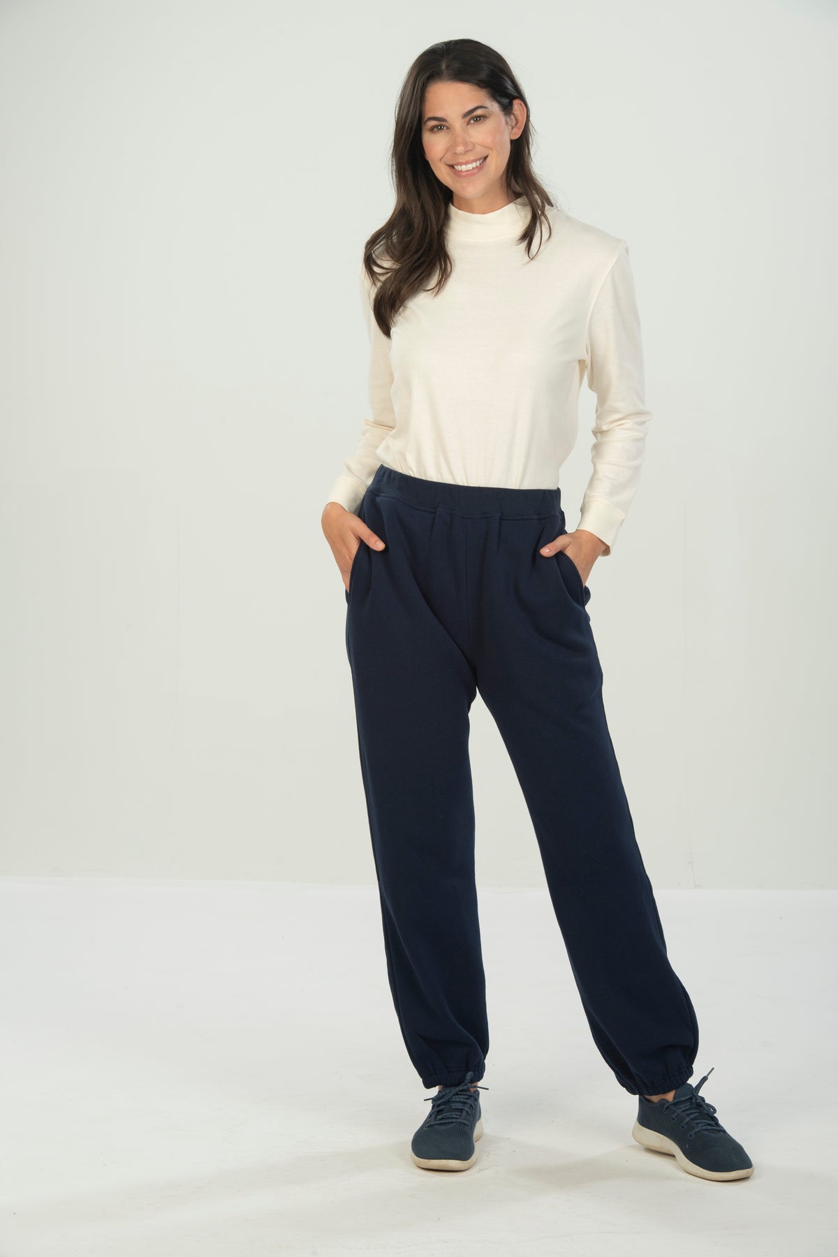 Speculation Missy Elastic Leg Fleece Pant