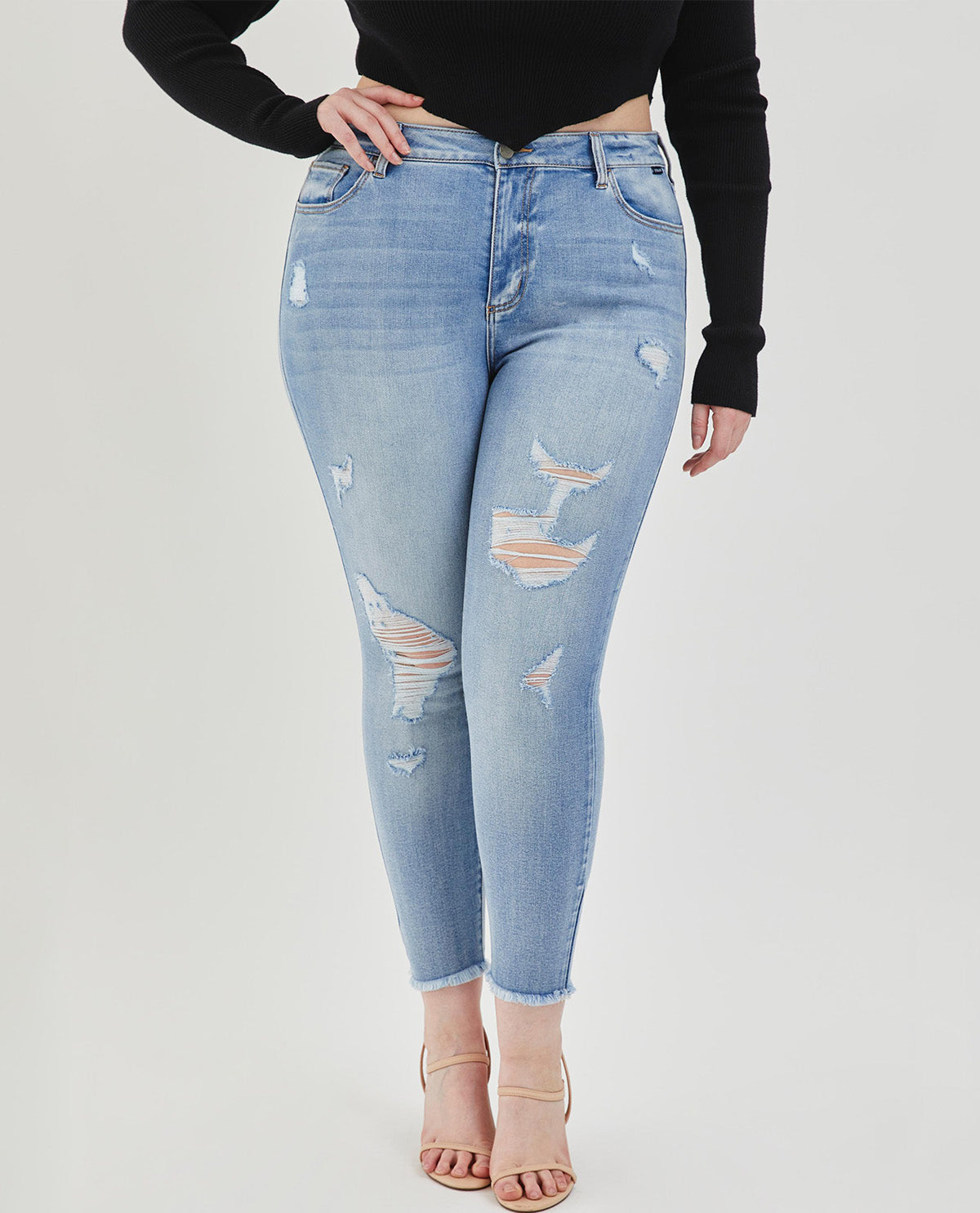 Cello PLUS Mid-Rise Crop Skinny with Fray Hem Jeans