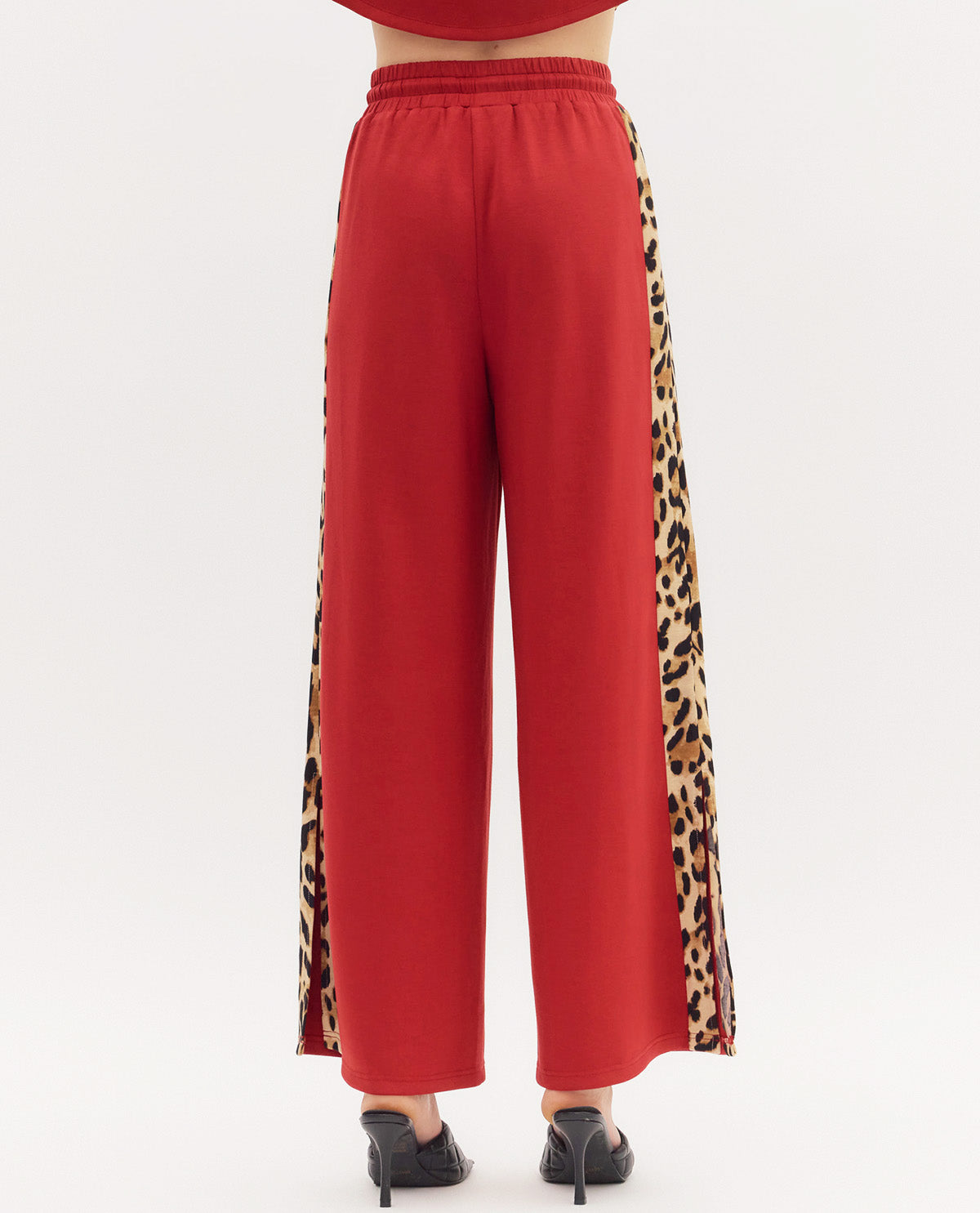 Solid Pant with Leopard Print Trim Details