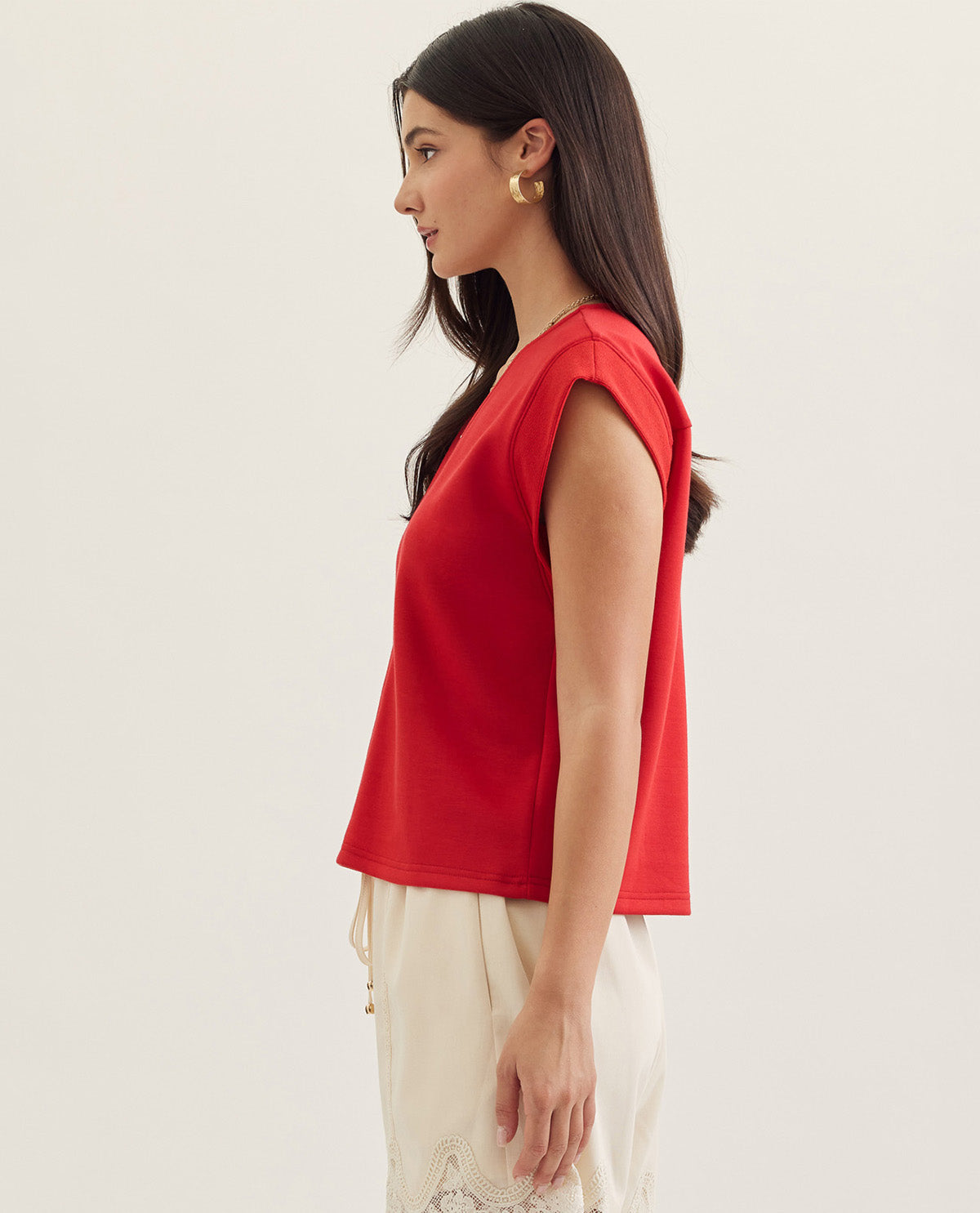 Entro Solid V-Neck Top Red