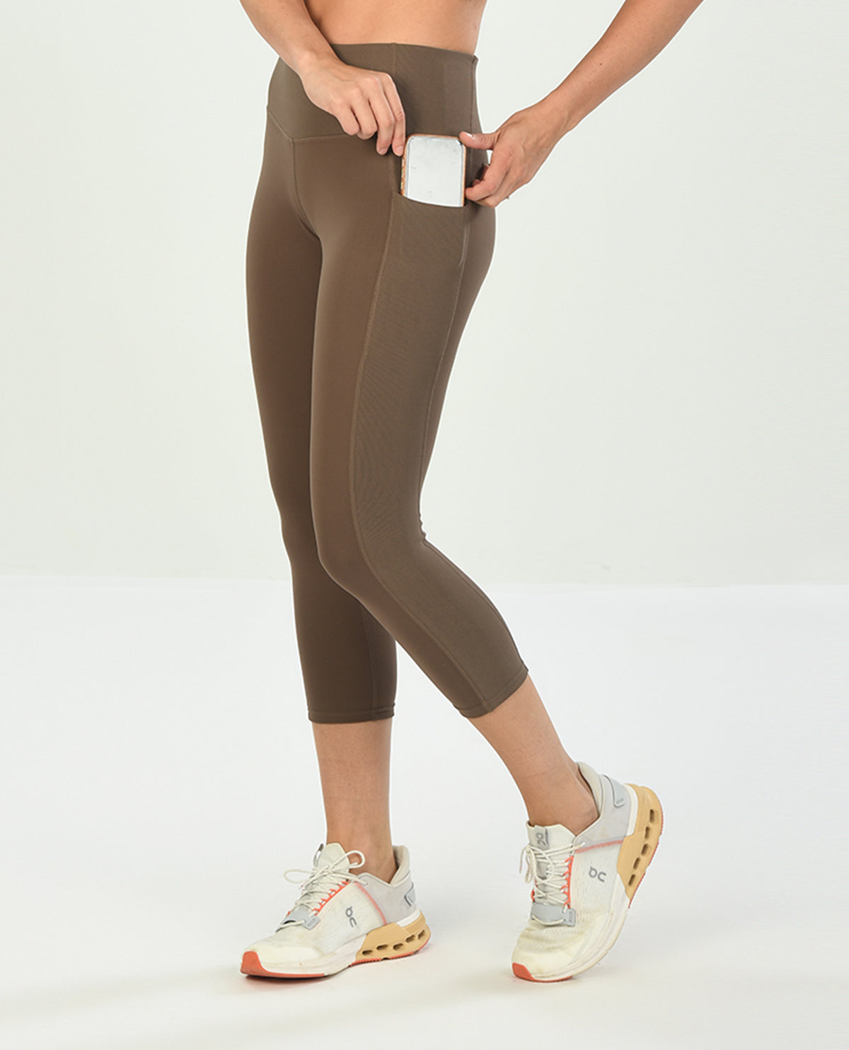 Vogo Active Capri with V Front