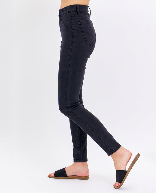 Judy Blue High Waist Skinny Jeans with Shield Pockets