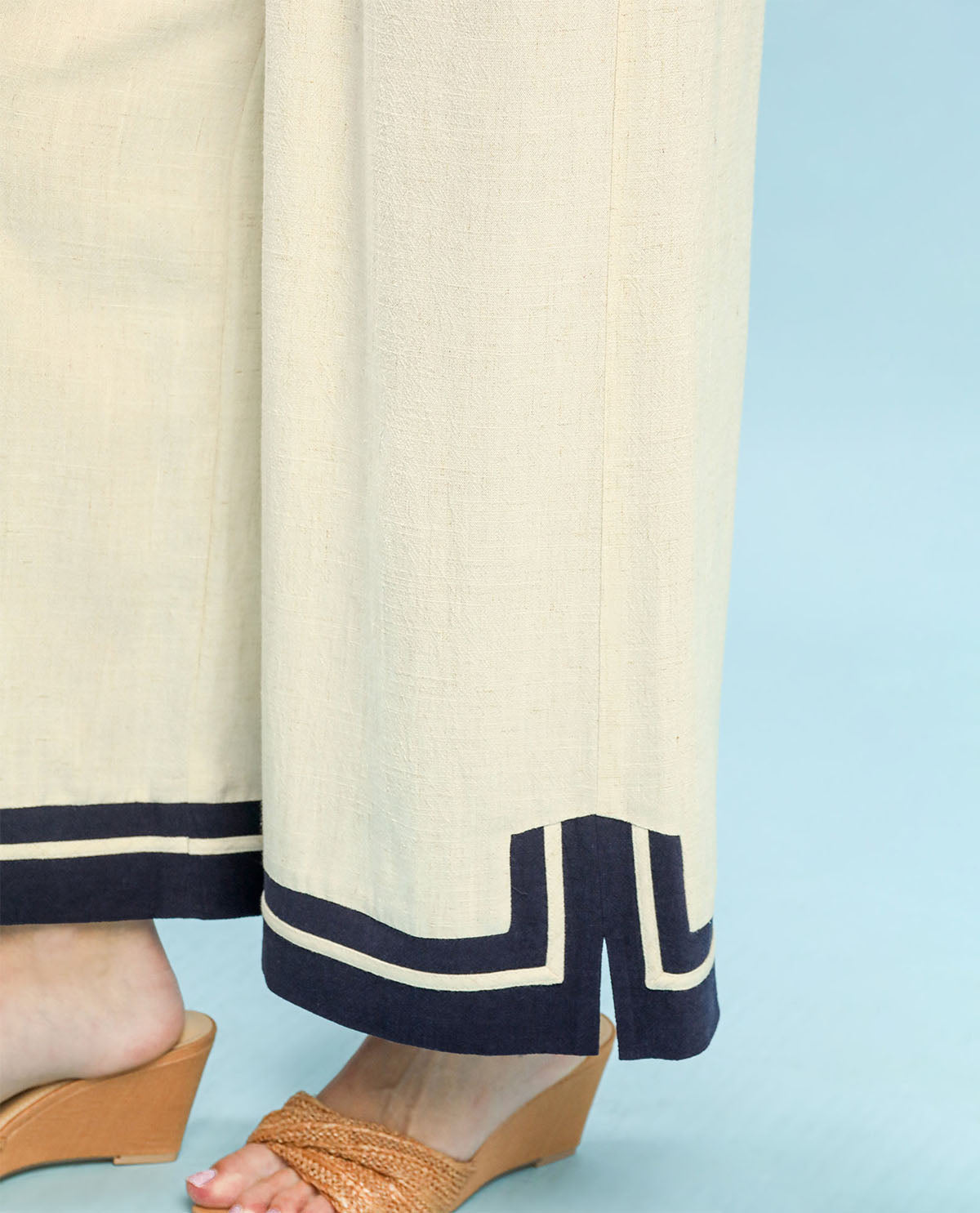 Umgee Solid Trim Wide Leg Pant Oatmeal