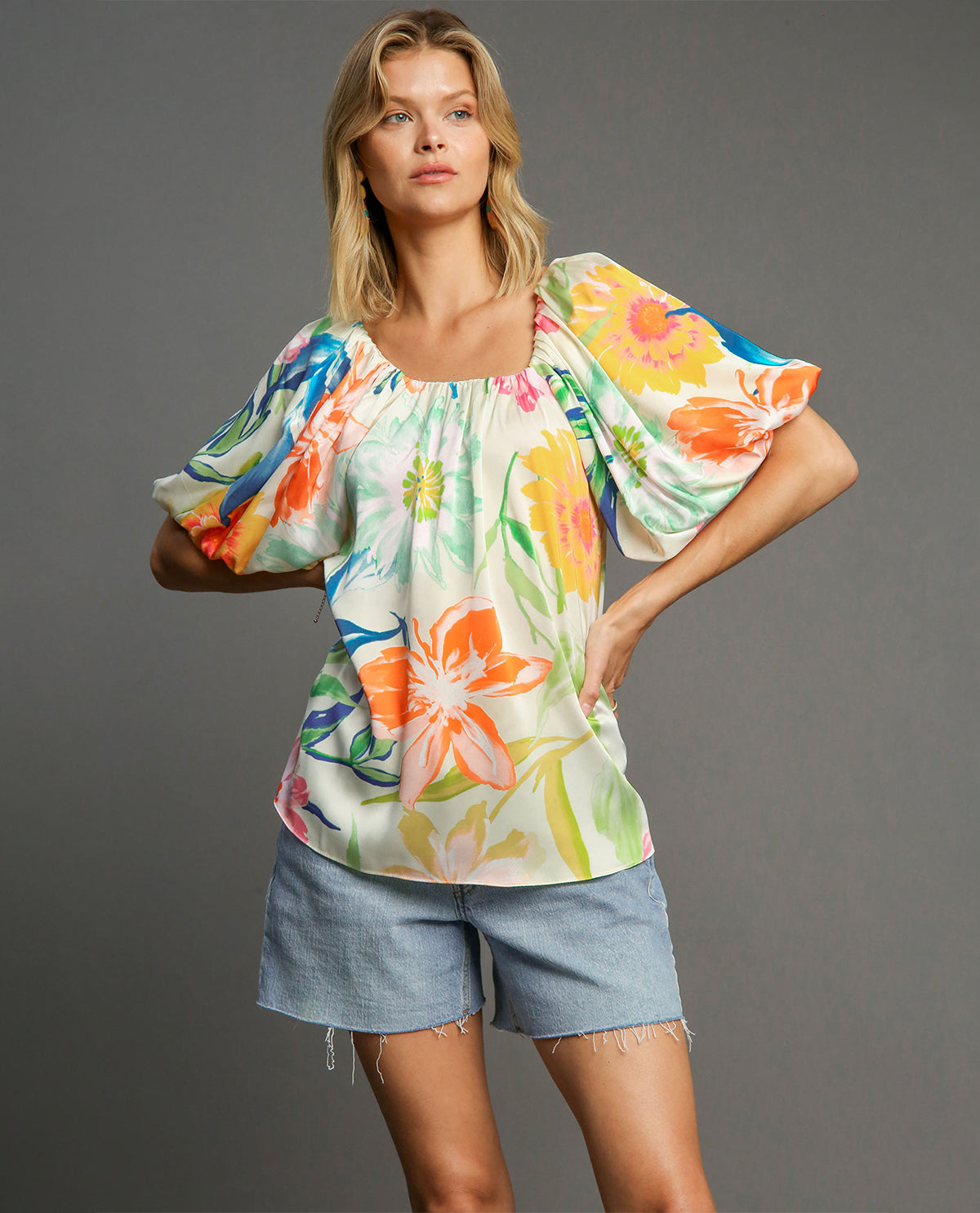 Pleated Floral Print Round Neck Top