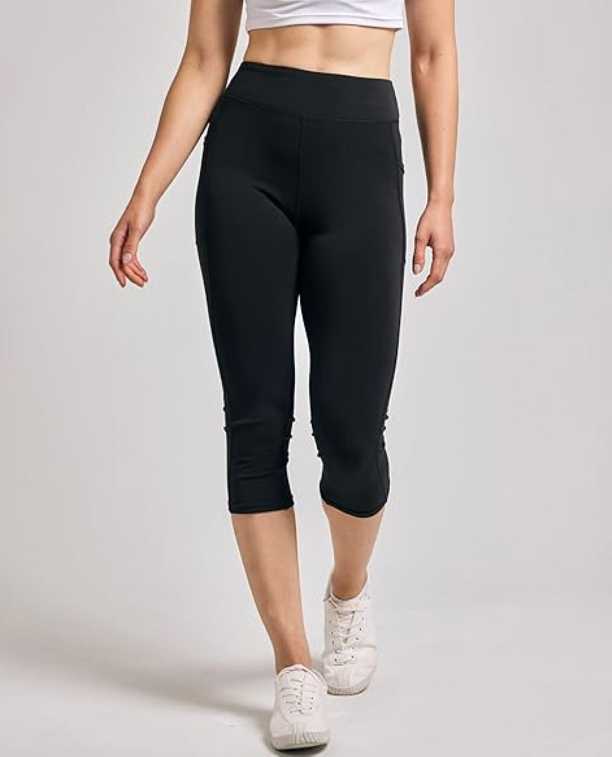 Real Essentials Women's Capri Leggings with Pockets