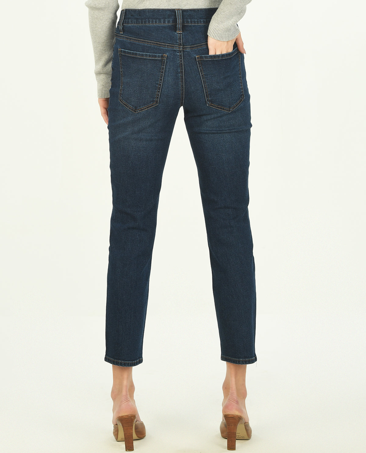 D Jeans 28" Slim Straight Jeans
