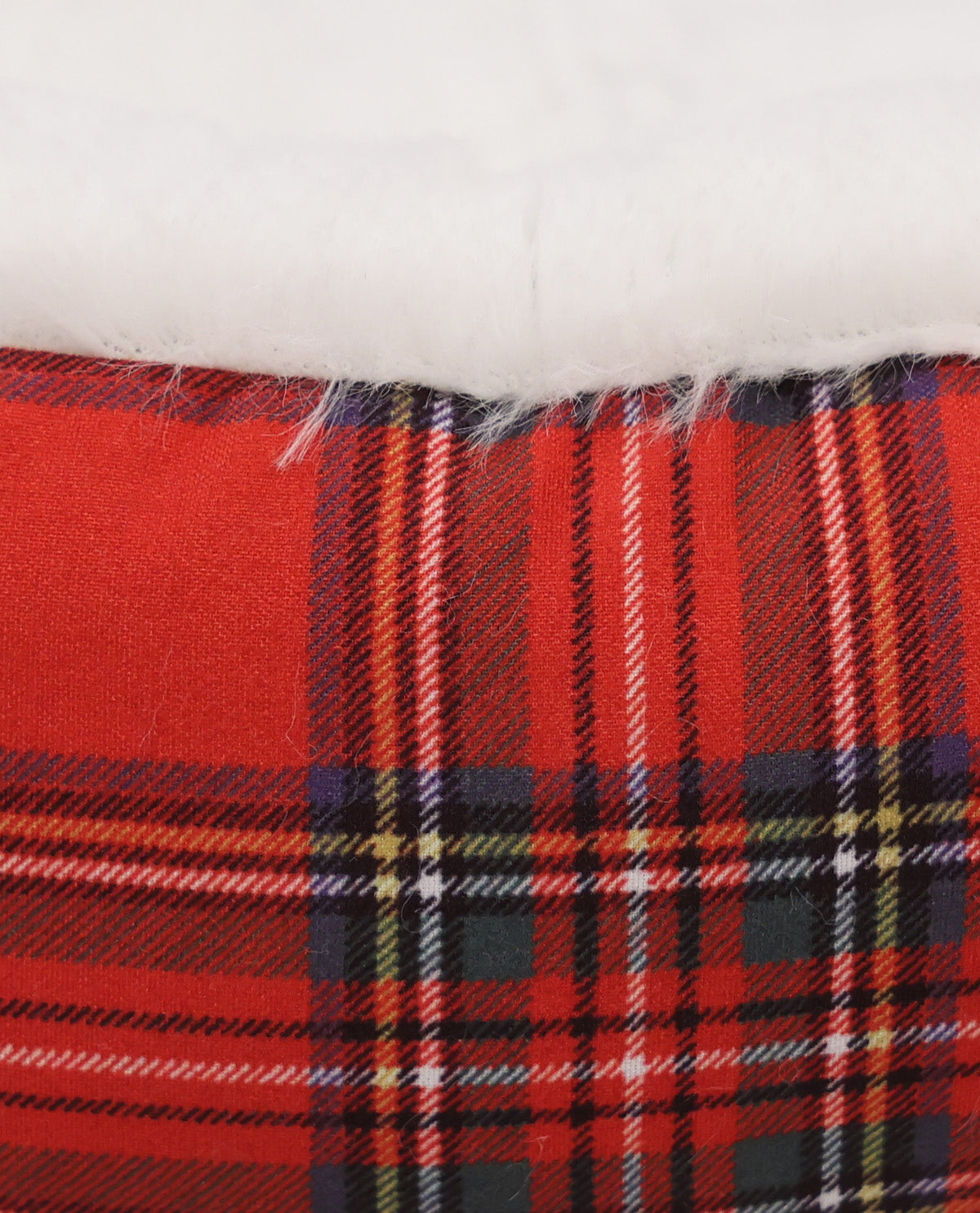 Red Plaid Christmas Small Round Pet Bed