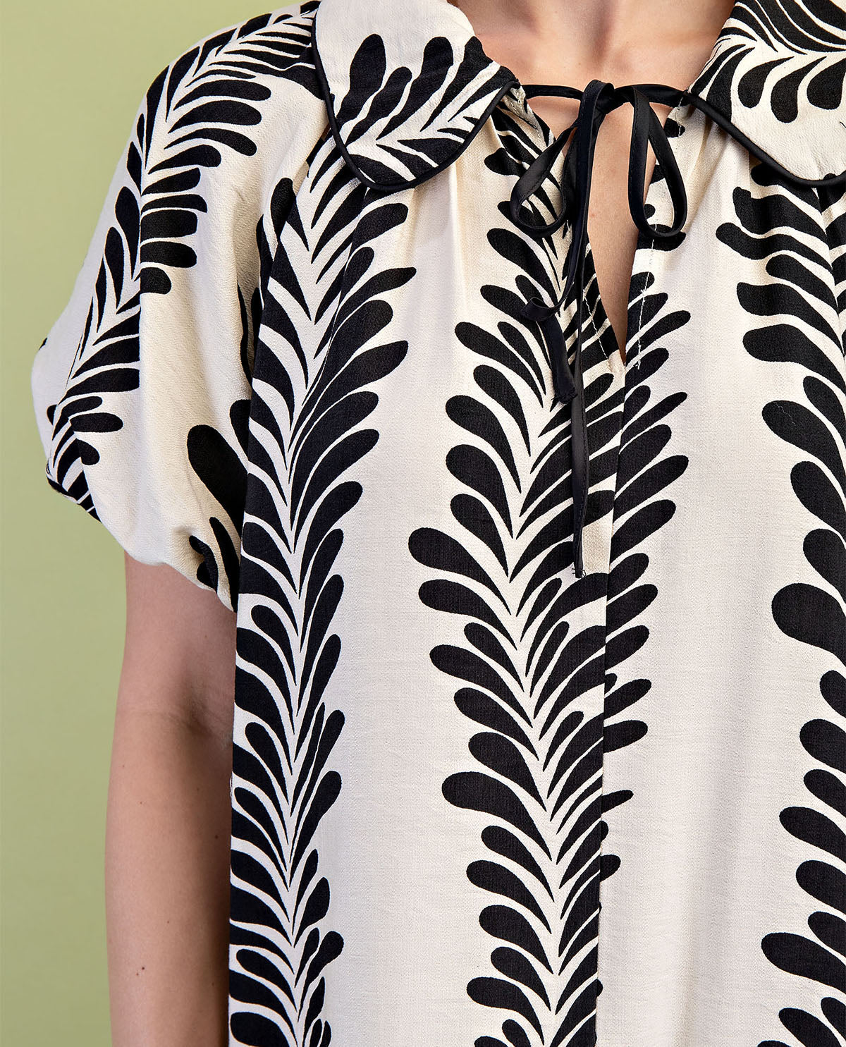 Gigio Print Balloon Sleeve Dress Cream/Black