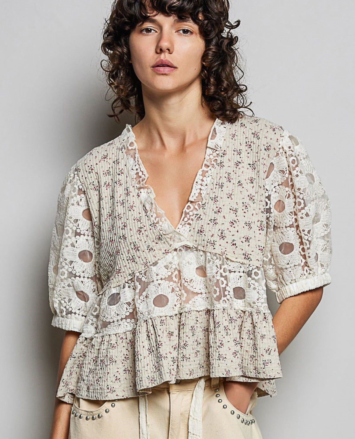 POL V-Neck Mix Print Top With Lace Taupe