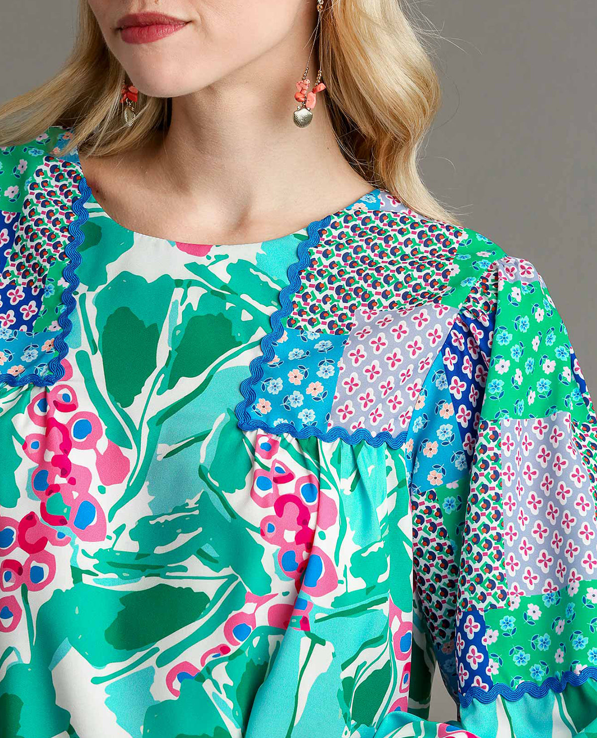 Floral Print Puff Sleeve Top