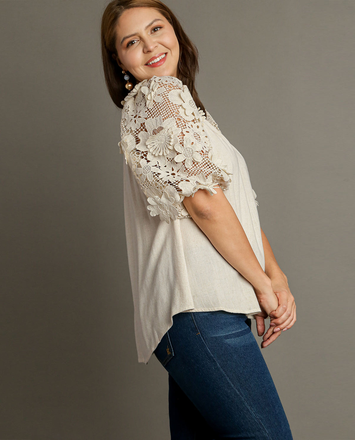 PLUS V-Notched Neck Top with Contrast Sleeve