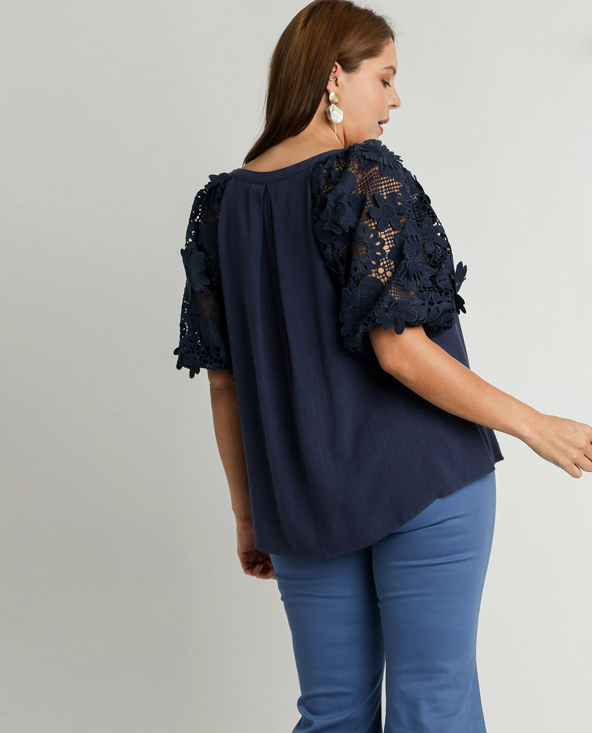 PLUS V-Notched Neck Top with Contrast Sleeve